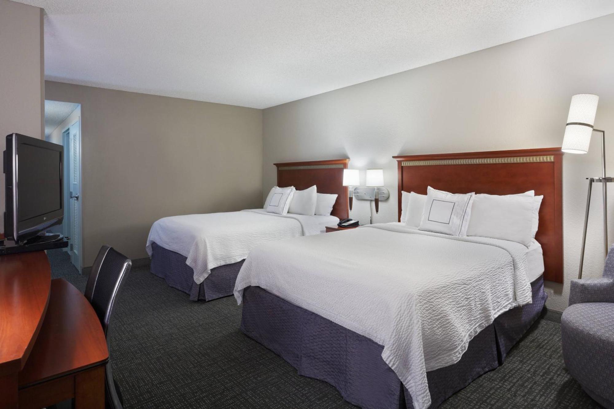 Courtyard By Marriott Little Rock Downtown Exterior foto