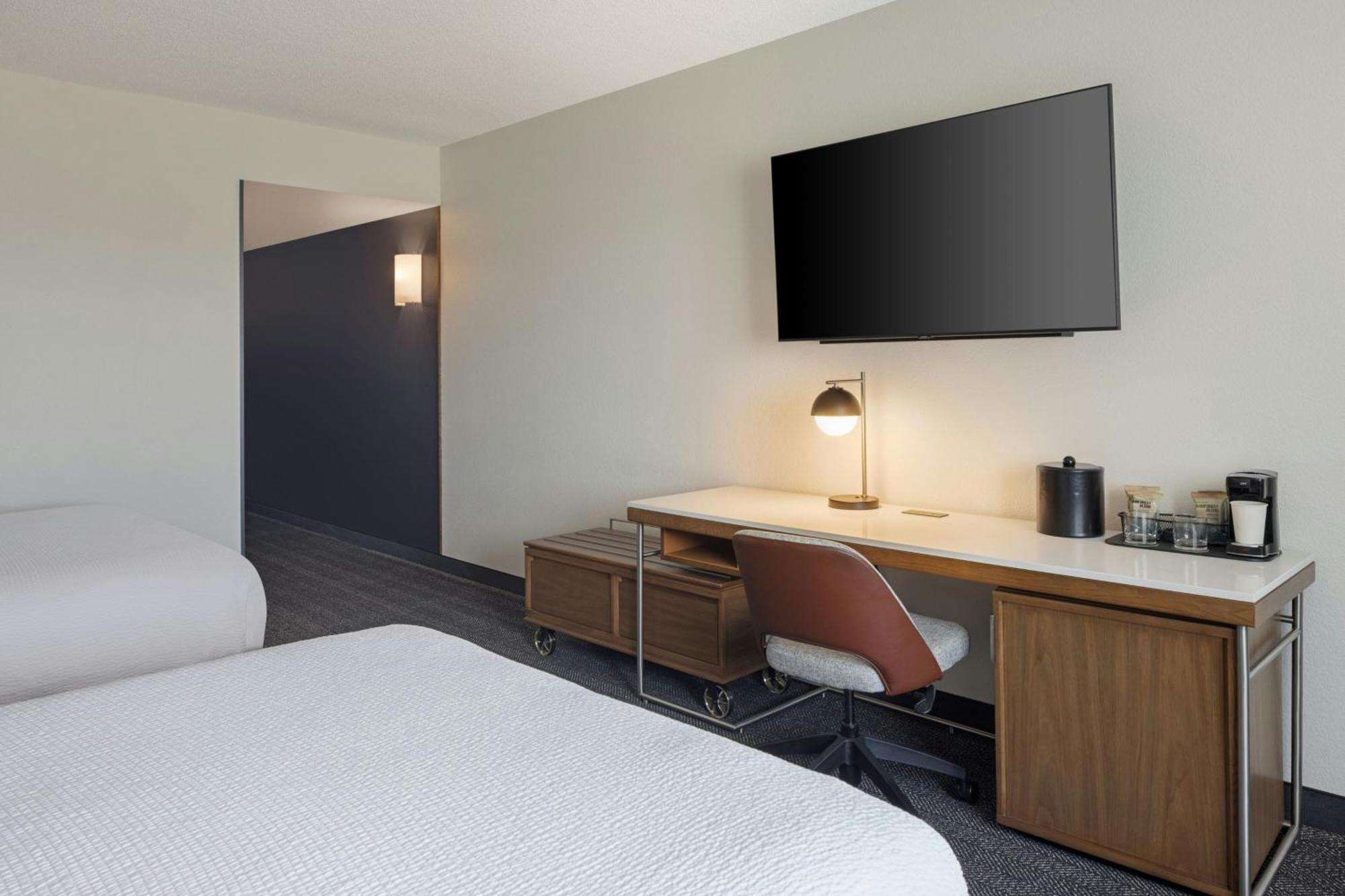 Courtyard By Marriott Little Rock Downtown Exterior foto