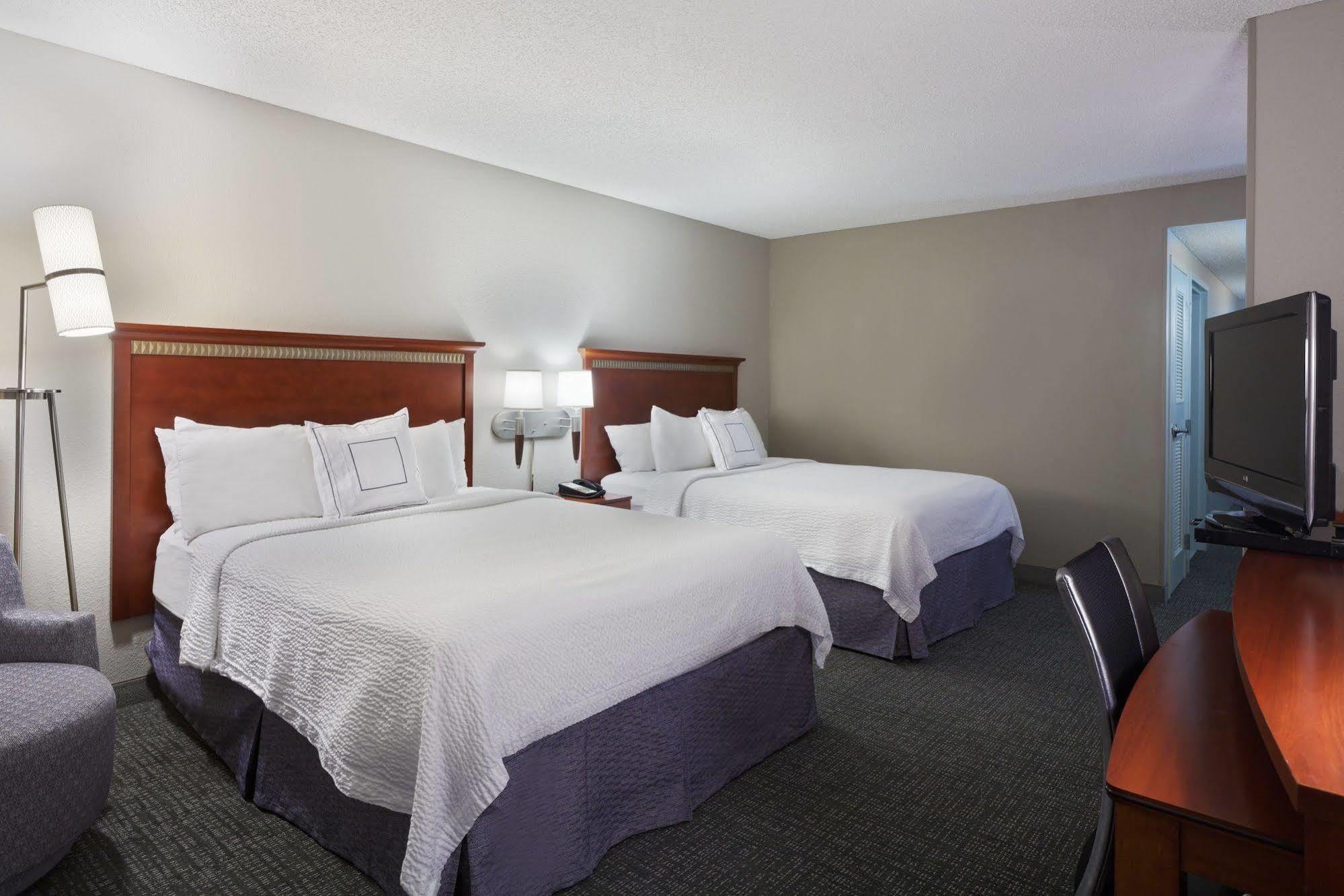 Courtyard By Marriott Little Rock Downtown Exterior foto